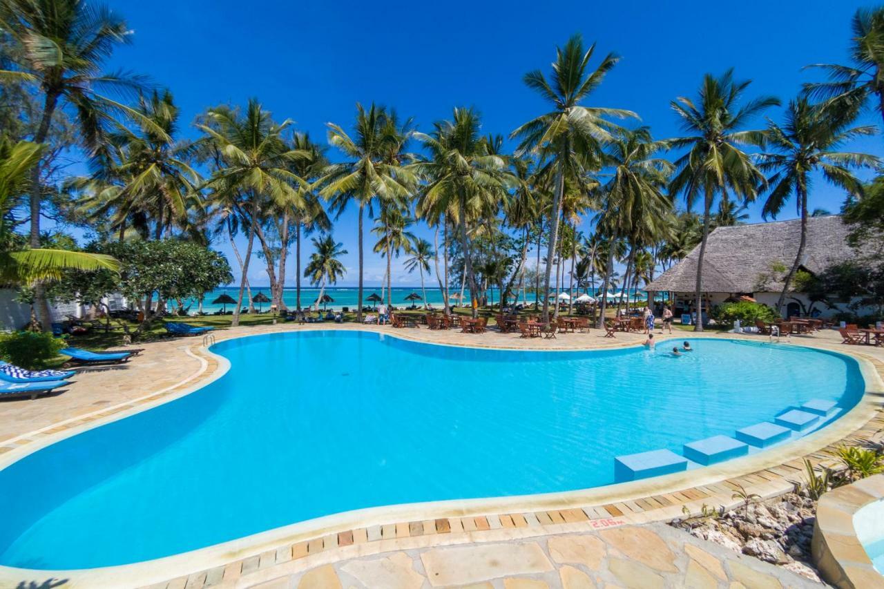 Diani Sea Lodge Diani Beach Exterior photo